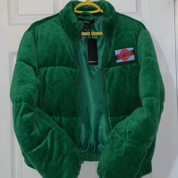 Green fall jacket - Picture 1 of 4